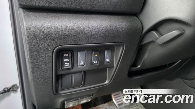 Renault Korea QM6 Diesel 4WD RE Signature 2018 — фото 30