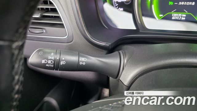 Renault Korea QM6 Diesel 4WD RE Signature 2018 — фото 33