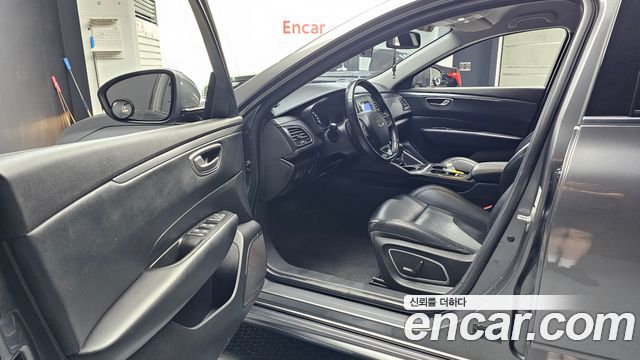 Renault Korea SM6 2.0 LPe SE 2020 — фото 10