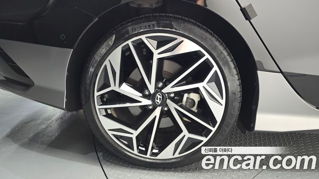 Hyundai Ioniq 6 Long Range AWD Prestige 2023 — фото 5