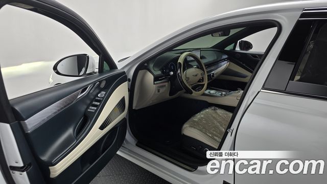 Genesis Electrified G80 (RG3) e-AWD 2022 — фото 10