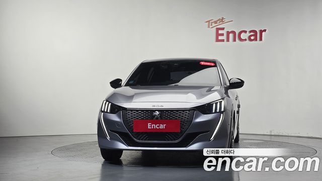 Peugeot e-208 (II) GT 2022 — фото 3