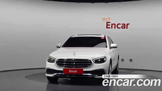 Mercedes-Benz E-Class (W213) E220d 4MATIC Exclusive 2021 — фото 3