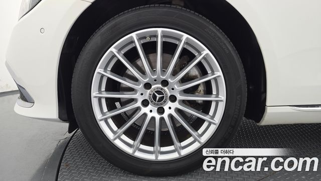 Mercedes-Benz E-Class (W213) E220d 4MATIC Exclusive 2021 — фото 5