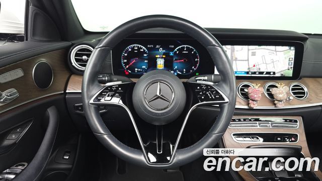 Mercedes-Benz E-Class (W213) E220d 4MATIC Exclusive 2021 — фото 13