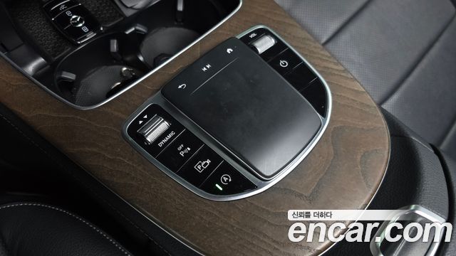 Mercedes-Benz E-Class (W213) E220d 4MATIC Exclusive 2021 — фото 33