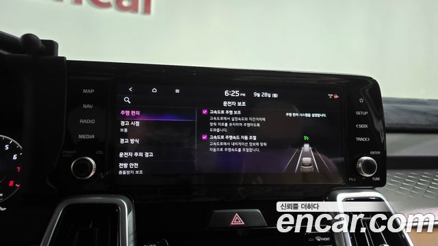 Kia Sorento (IV) Gasoline 2.5T 2WD Signature 2022 — фото 43