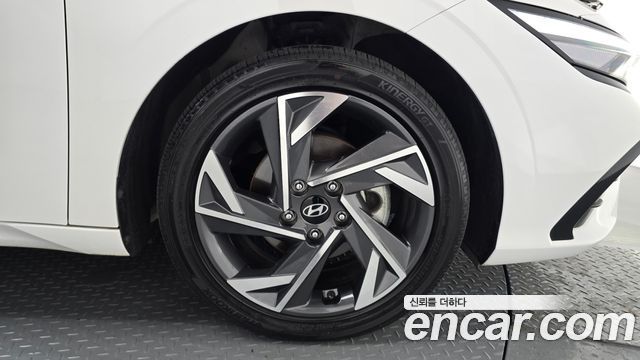 Hyundai Avante (CN7) 1.6 Inspiration 2024 — фото 21