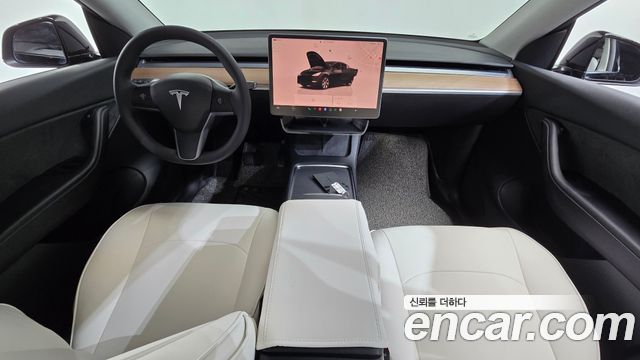 Tesla Model Y Long Range AWD 2022 — фото 7