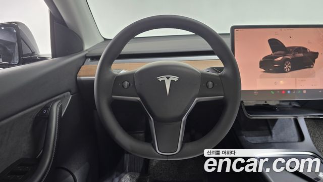 Tesla Model Y Long Range AWD 2022 — фото 16
