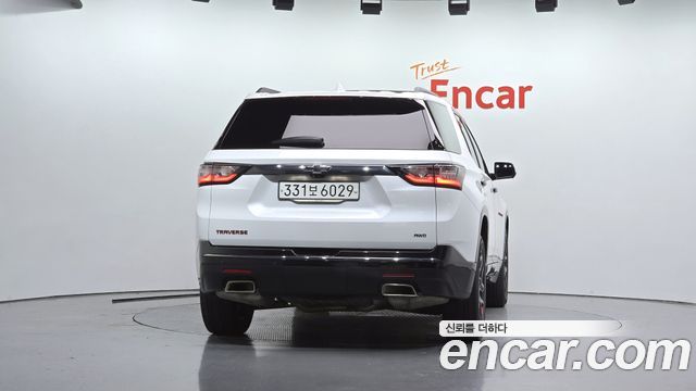 Chevrolet Traverse 3.6 AWD Redline 2020 — фото 4