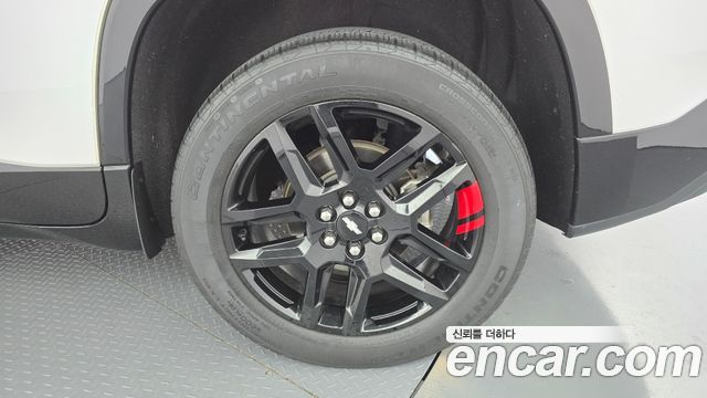 Chevrolet Traverse 3.6 AWD Redline 2020 — фото 21