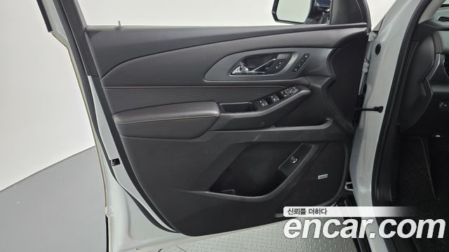 Chevrolet Traverse 3.6 AWD Redline 2020 — фото 24