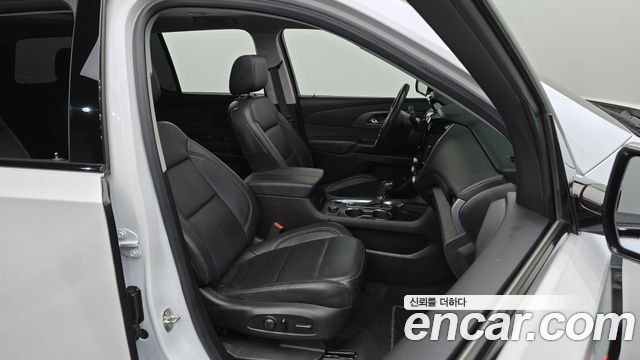 Chevrolet Traverse 3.6 AWD Redline 2020 — фото 26