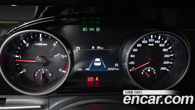 Kia Carnival (IV) Diesel 9-Seater Prestige 2023 — фото 8