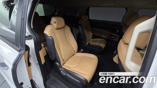Kia Carnival (IV) Diesel 9-Seater Prestige 2023 — фото 18