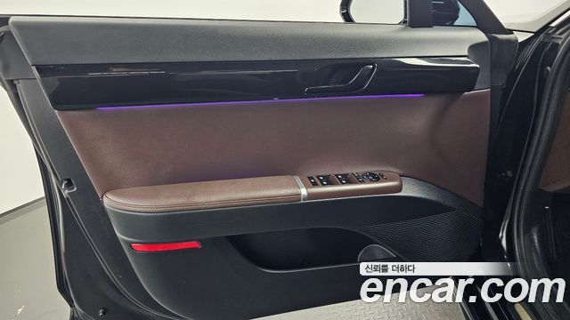 Hyundai Grandeur Hybrid (GN7) Premium 2023 — фото 24