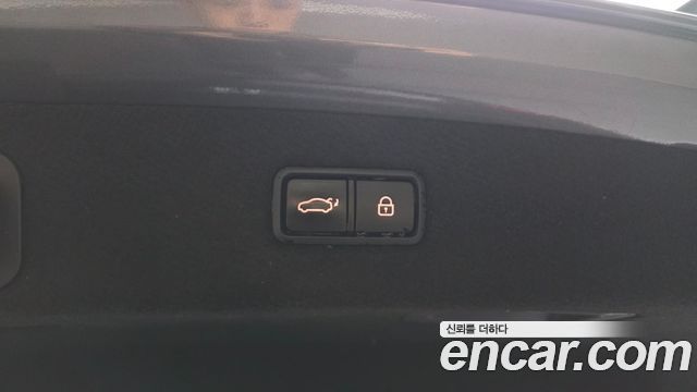 Genesis EQ900 3.8 GDI AWD Premium Luxury 2016 — фото 19