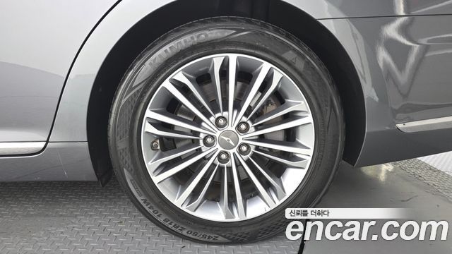 Genesis EQ900 3.8 GDI AWD Premium Luxury 2016 — фото 21