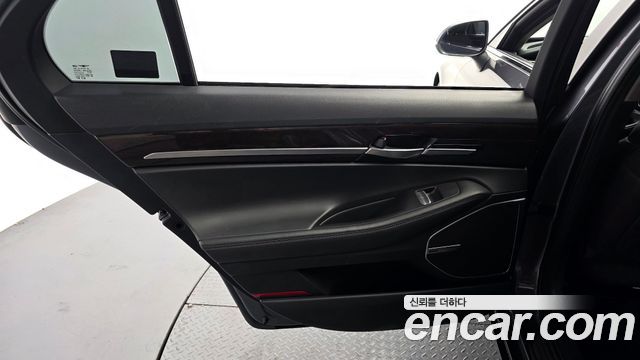 Genesis EQ900 3.8 GDI AWD Premium Luxury 2016 — фото 25