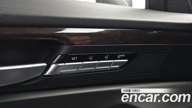 Genesis EQ900 3.8 GDI AWD Premium Luxury 2016 — фото 29