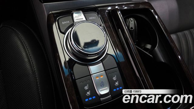 Genesis EQ900 3.8 GDI AWD Premium Luxury 2016 — фото 31