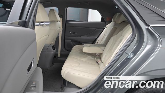 Hyundai Avante Hybrid (CN7) Inspiration 2023 — фото 12