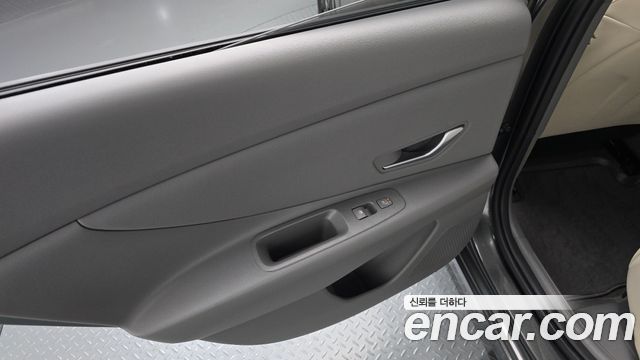 Hyundai Avante Hybrid (CN7) Inspiration 2023 — фото 25