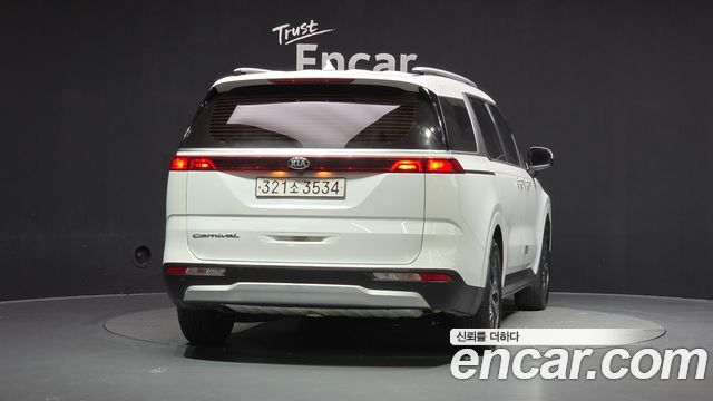 Kia Carnival (IV) Diesel 9-Seater Prestige 2021 — фото 4