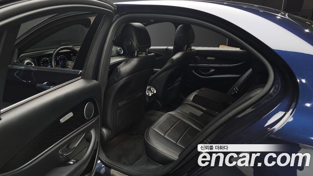Mercedes-Benz E-Class (W213) E250 Avantgarde 2022 — фото 12