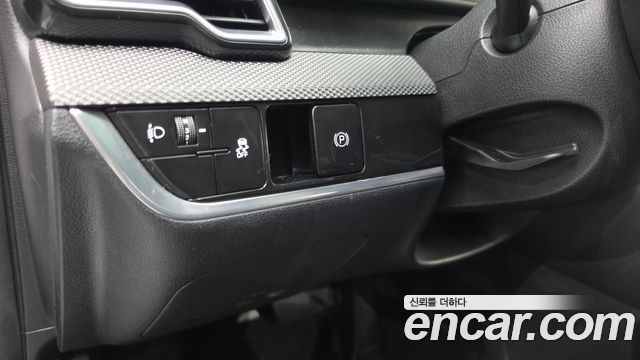 Kia Sportage (V) Gasoline 1.6 Turbo 2WD Trendy 2022 — фото 19