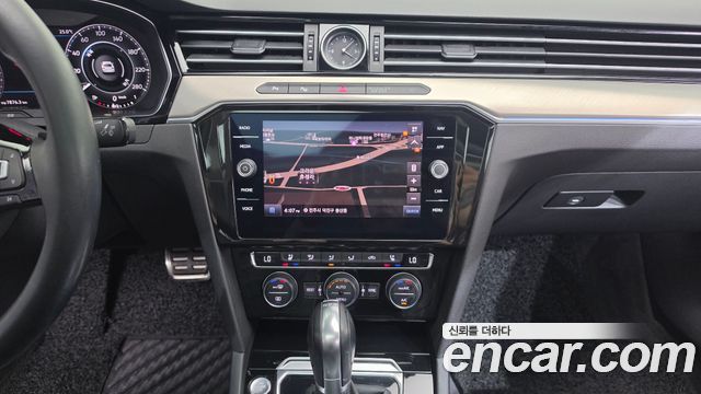 Volkswagen Arteon 2.0 TDI Premium 2019 — фото 14