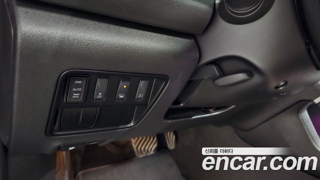 Renault Korea QM6 Diesel 4WD RE Signature 2017 — фото 20