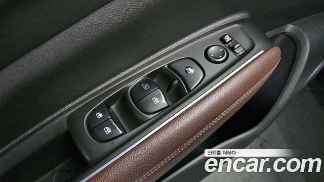 Renault Korea QM6 Diesel 4WD RE Signature 2017 — фото 30