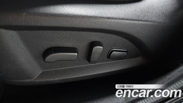 Renault Korea QM6 Diesel 4WD RE Signature 2017 — фото 31
