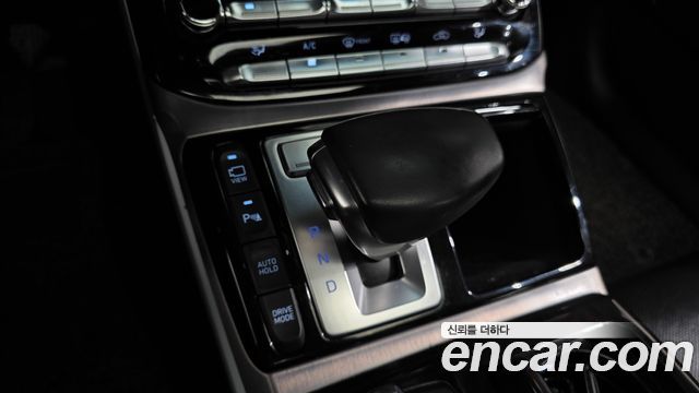 Genesis EQ900 3.8 GDI AWD Luxury 2018 — фото 9