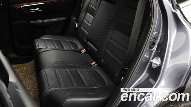 Honda CR-V (V) 2.0 Hybrid Touring 4WD 2022 — фото 9