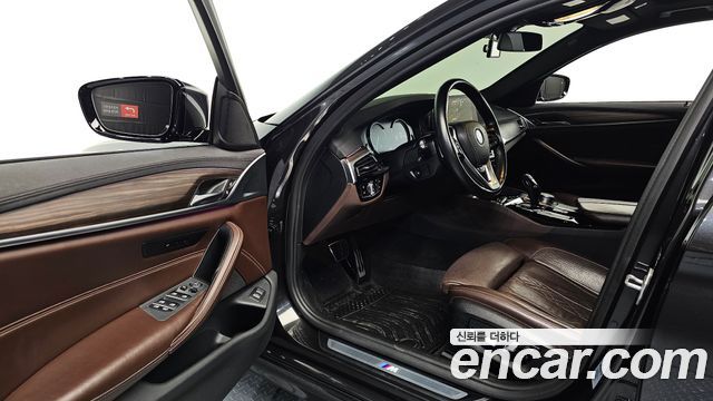 BMW 5 Series (G30) 520d M Sport Package Plus 2018 — фото 10