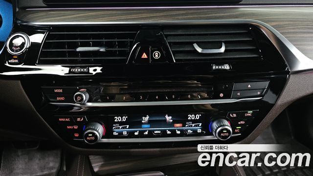 BMW 5 Series (G30) 520d M Sport Package Plus 2018 — фото 15