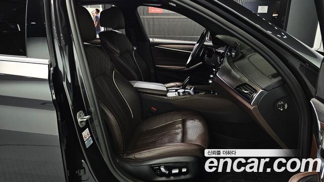 BMW 5 Series (G30) 520d M Sport Package Plus 2018 — фото 26
