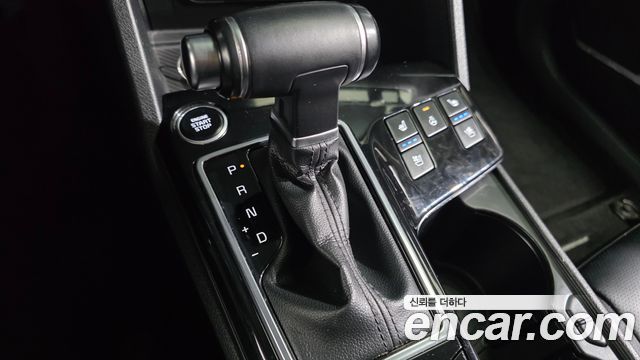 Kia Sportage (V) Diesel 2.0 2WD Prestige 2022 — фото 9