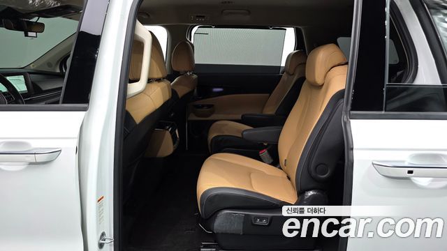 Kia Carnival (IV) Gasoline 9-Seater Signature 2023 — фото 11