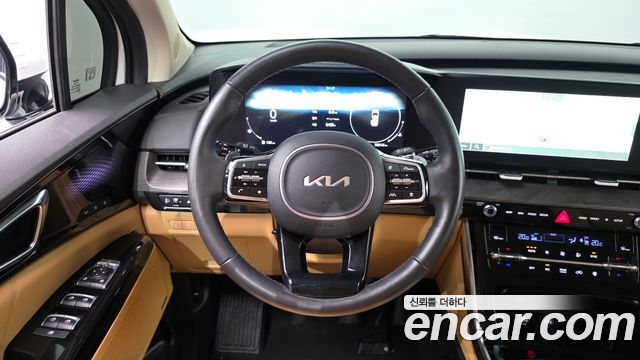 Kia Carnival (IV) Gasoline 9-Seater Signature 2023 — фото 12