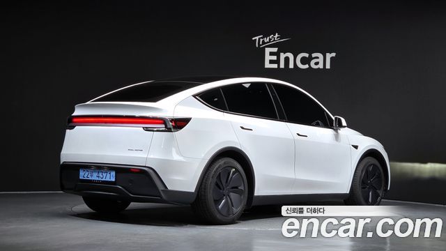 Tesla Model Y Premium Long Range AWD 2026 — фото 2