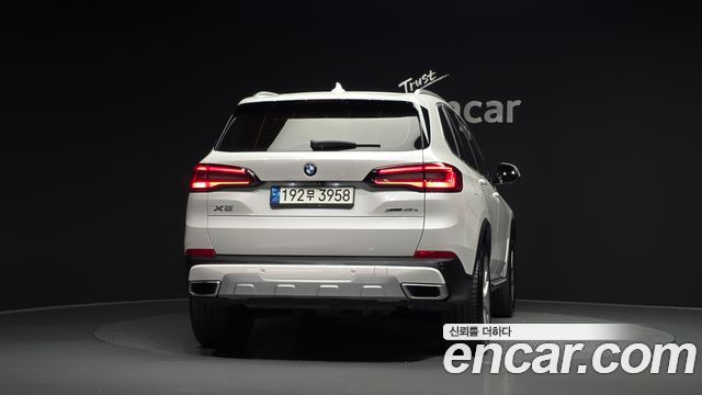 BMW X5 (G05) xDrive 45e xLine 2021 — фото 4