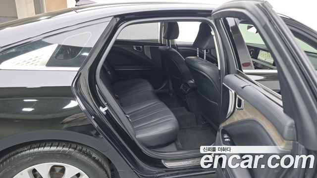 Kia K8 2.5 Gasoline 2WD Noblesse 2024 — фото 11
