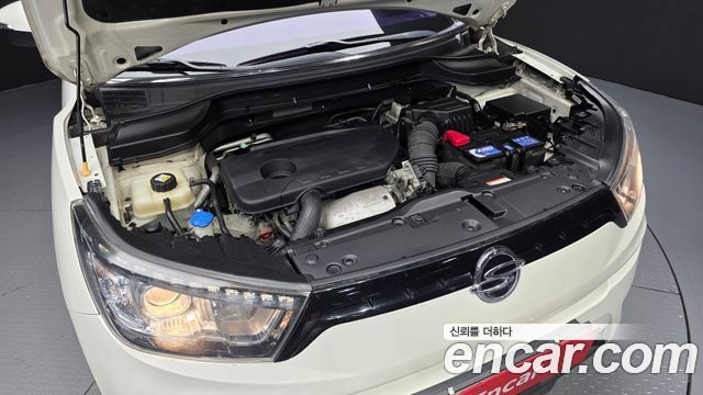 KG Mobility (SsangYong) Tivoli Diesel VX 2WD 2016 — фото 6