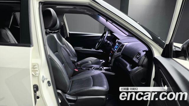 KG Mobility (SsangYong) Tivoli Diesel VX 2WD 2016 — фото 12