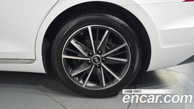 Hyundai Grandeur (IG) 2.5 Exclusice 2023 — фото 21