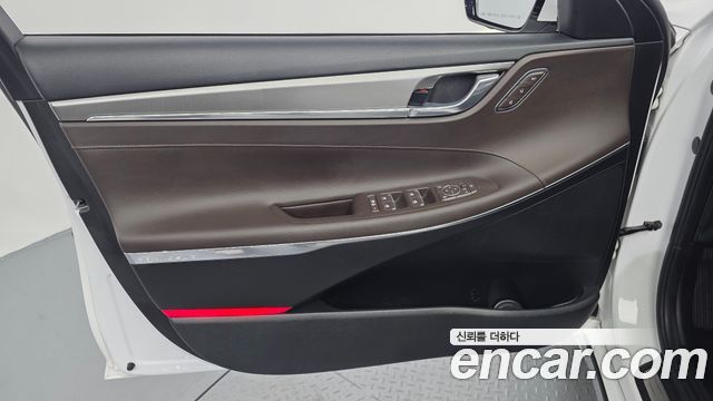 Hyundai Grandeur (IG) 2.5 Exclusice 2023 — фото 24